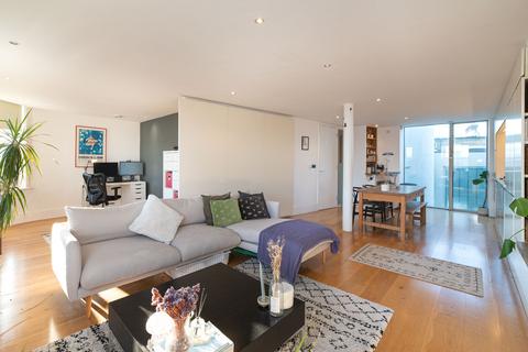 2 bedroom flat to rent, New Kings Road, London, SW6