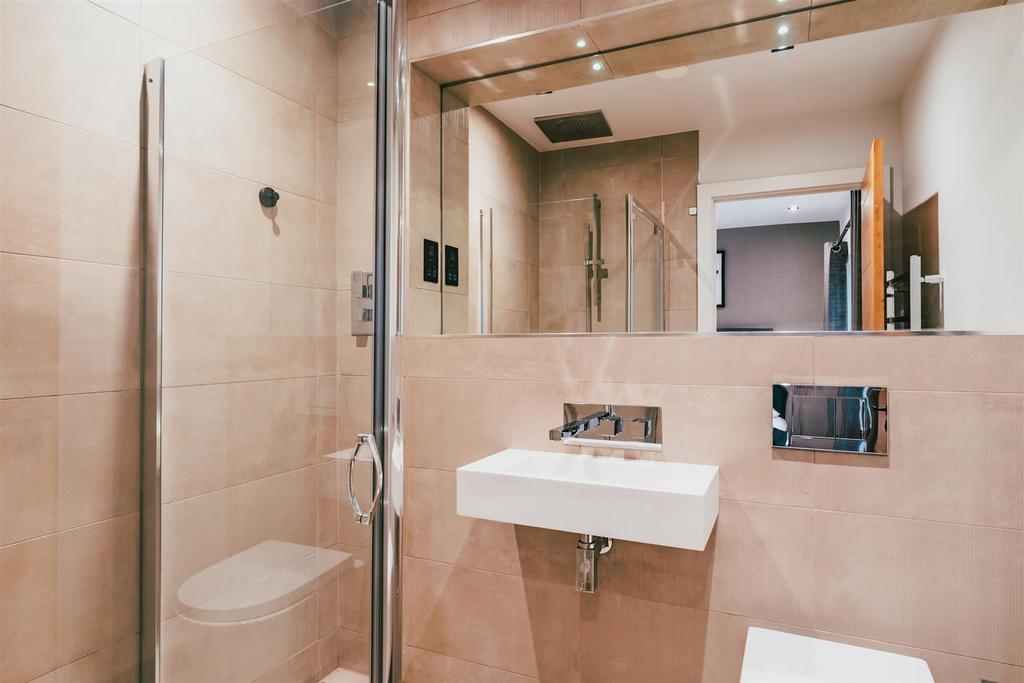 Bedroom 3 En-Suite