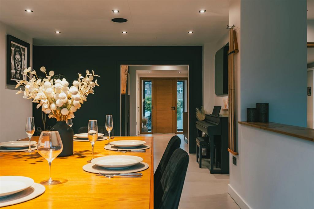 Dining Kitchen