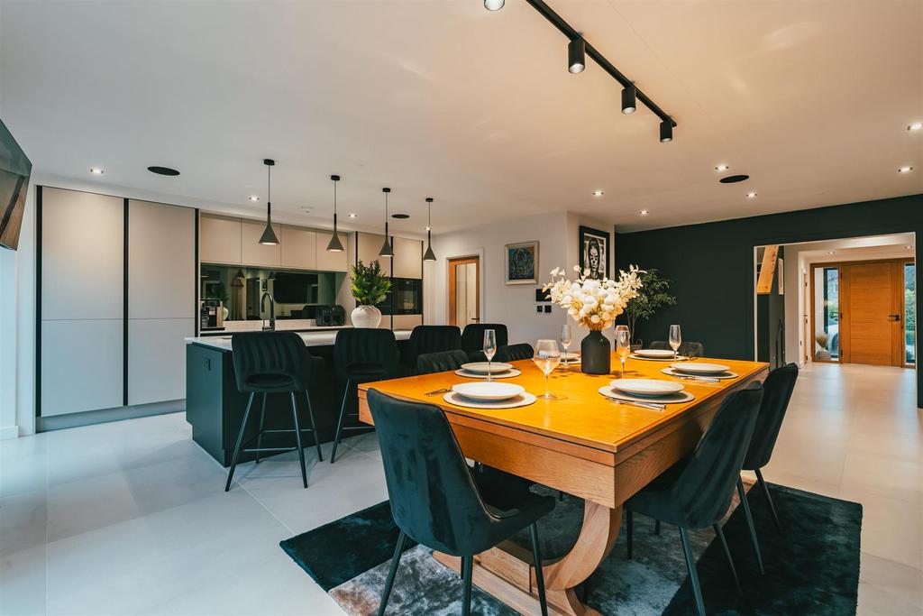 Dining Kitchen