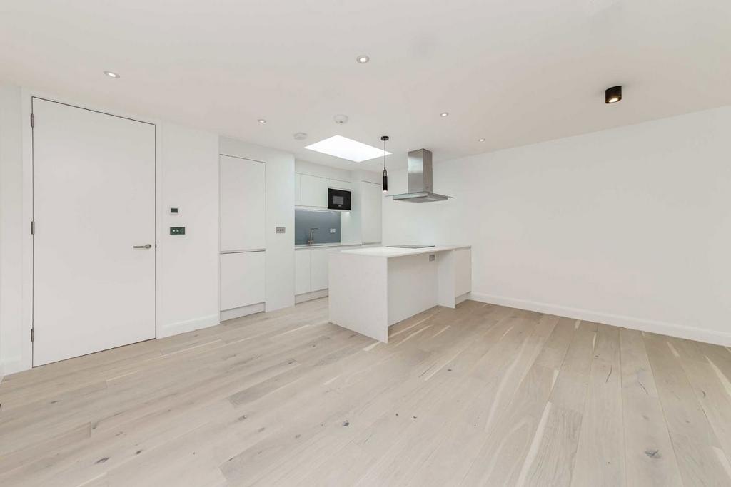Apartment in London - View 3