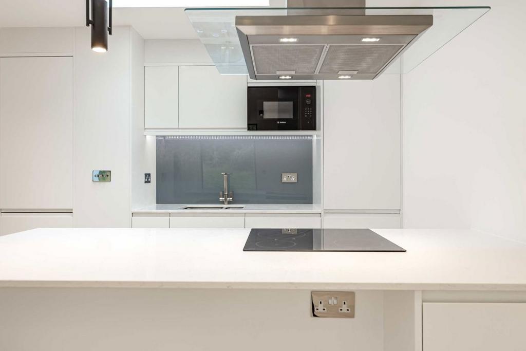 Apartment in London - View 4