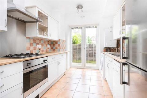 2 bedroom flat for sale, Lessar Avenue, London SW4