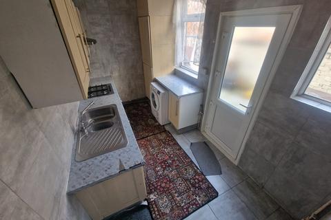 2 bedroom terraced house to rent, Leicester LE2