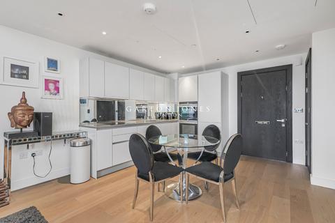 1 bedroom apartment for sale, Altissima House, 340 Queenstown Road, London, SW11
