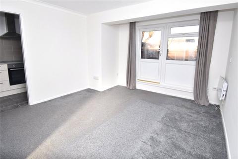 1 bedroom terraced house to rent, Wellesley Close, Aldershot GU12