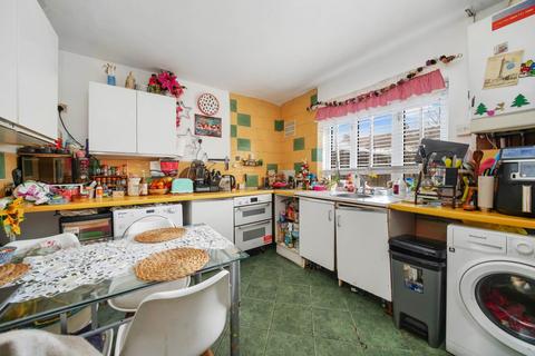 2 bedroom house for sale, McEntee Avenus, Walthamstow, E17