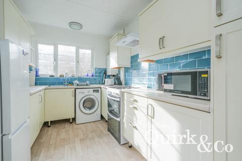 2 bedroom detached bungalow for sale, Juliers Road, Canvey Island, SS8
