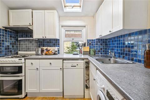 2 bedroom flat for sale, Cavendish Road, London SW12