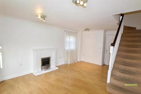 2 bedroom house to rent, Sparkes Close, Bromley, Kent BR2