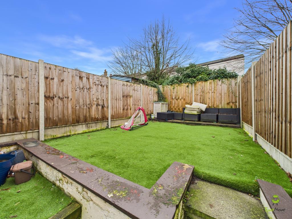 Presented by Kevin at Ewe Move Bexleyheath and Dart