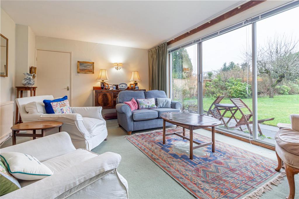 Living-room-4.jpg