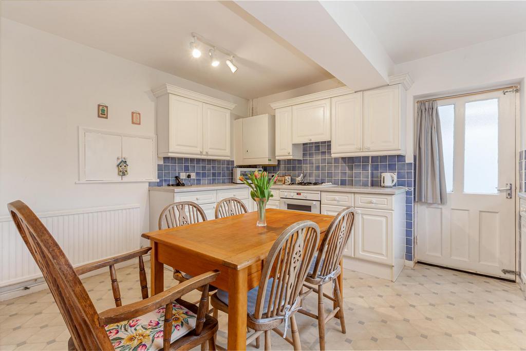 Kitchen-2.jpg