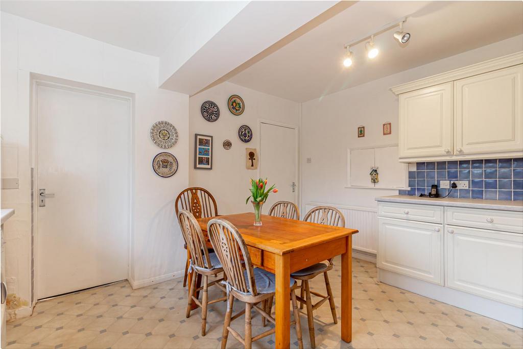 Kitchen-3.jpg