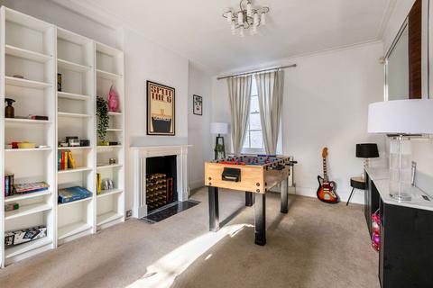 undefined, Adelaide Square, Windsor, Berkshire