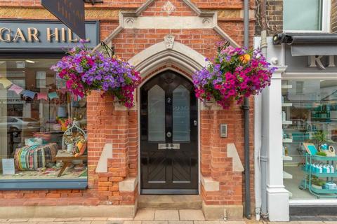 2 bedroom maisonette for sale, St. Leonards Road, Windsor