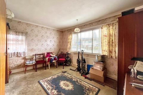 undefined, Moyle Grove, Ponthir, Newport