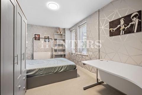 undefined, Malvern Road, London