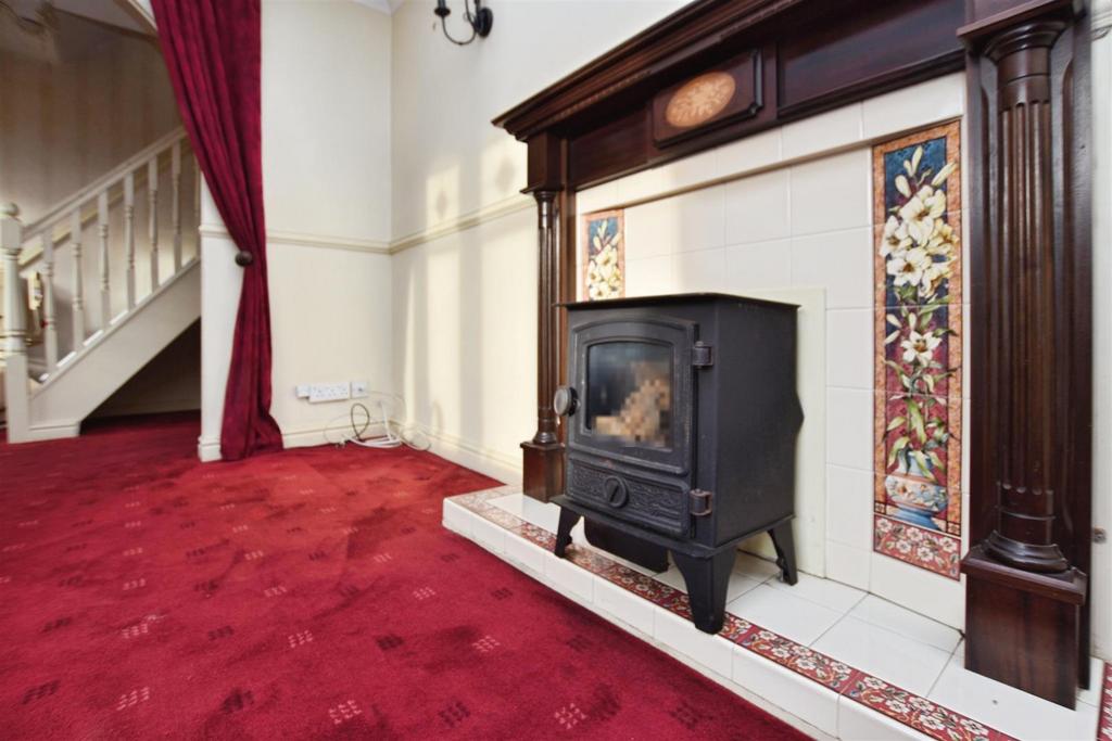 Lounge Feature