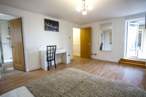 3 bedroom flat to rent, Susan Constant Court, 14 Newport Avenue, London, Greater London, E14