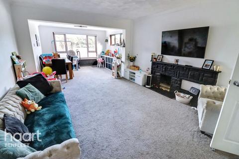 3 bedroom semi-detached bungalow for sale, Croft Close, Benfleet