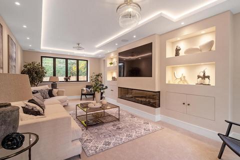 undefined, SHEETS HEATH, WOKING