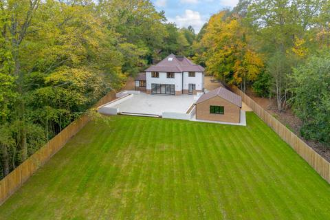 undefined, SHEETS HEATH, WOKING