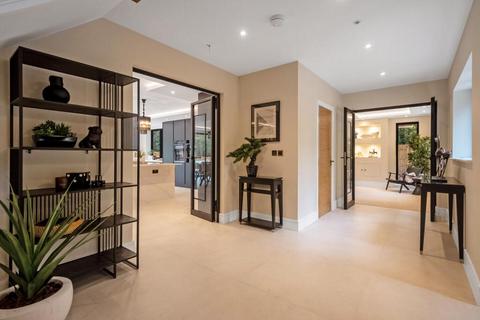 undefined, SHEETS HEATH, WOKING