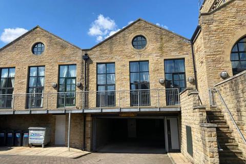 2 bedroom flat to rent, Whitfield Mill, West Yorkshire BD10