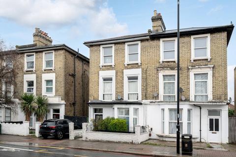 Garratt Lane, Tooting Broadway, London, SW17