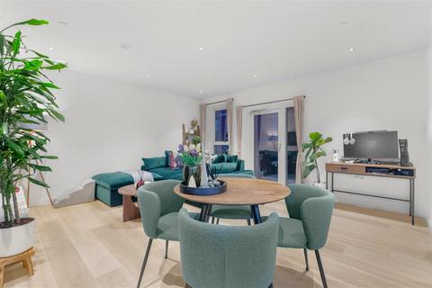 1 bedroom apartment to rent, Mary Neuner Road, London N8