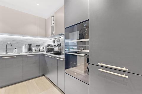 1 bedroom apartment to rent, Mary Neuner Road, London N8