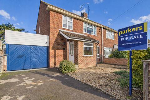 undefined, Neath Gardens, Tilehurst, Reading, Berkshire, RG30