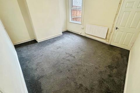 3 bedroom terraced house to rent, Wintringham Road, Lincolnshire DN32