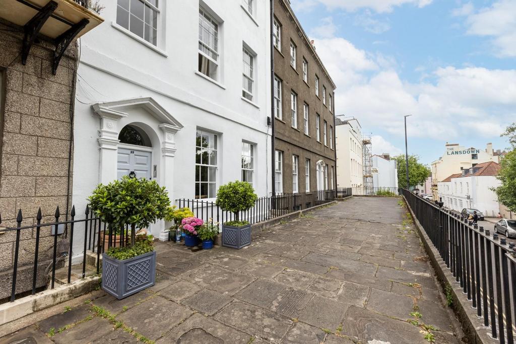 TFF 22 Richmond Terrace, BS8-18.jpg