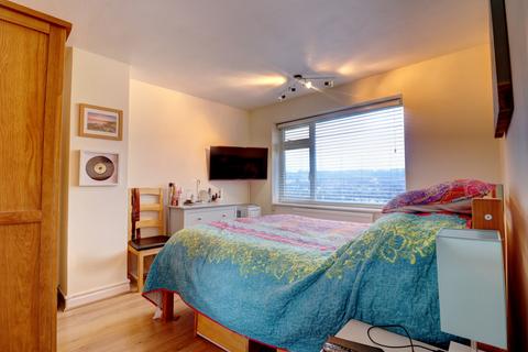 3 bedroom semi-detached house for sale, Telford Way, Buckinghamshire HP13