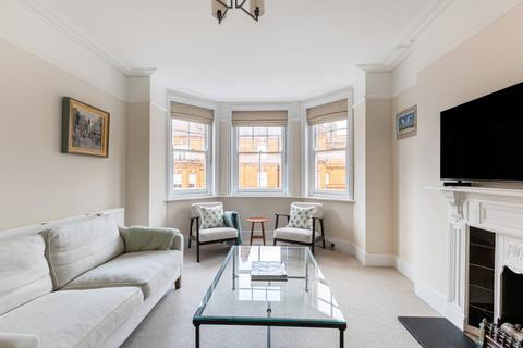3 bedroom flat for sale, Queen's Club Gardens, London