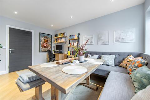 3 bedroom detached house for sale, Hazel Court, NE12