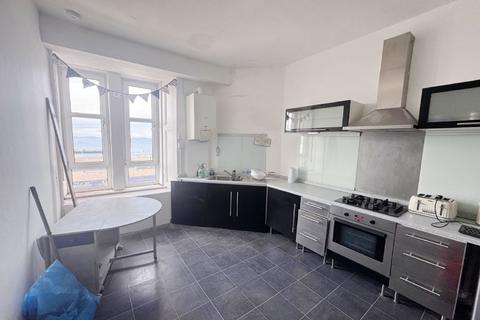 undefined, Gallowgate Street, Flat 2-M, Largs KA30