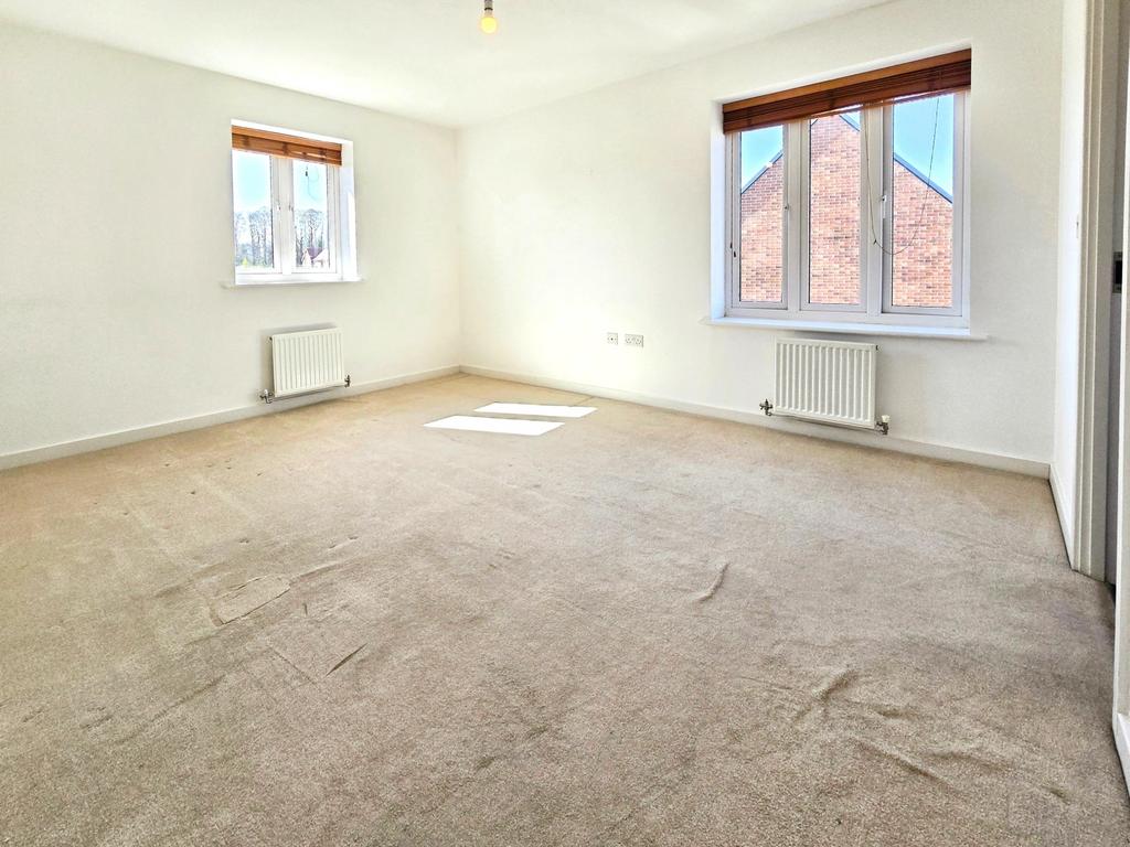 Ewe Move Basingstoke St Catherine Road Bedroom One