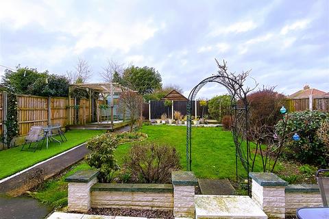 3 bedroom semi-detached house for sale, St. Pauls Drive Syston Leicester