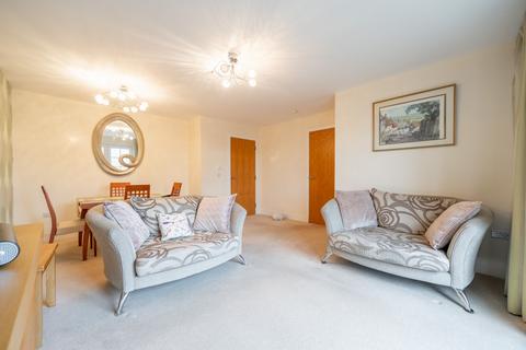 2 bedroom flat to rent, Knightswood Road , Flat 1-1, Glasgow, Glasgow, G13 2XF