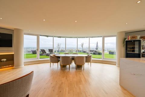 3 bedroom flat for sale, Ability Place, Canary Wharf, London, E14