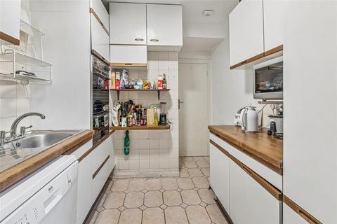 2 bedroom flat for sale, PORTSEA HALL, PORTSEA PLACE, London, W2