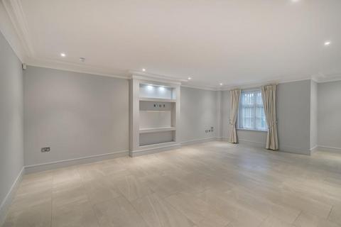 undefined, Kingswood,  Ascot,  SL5
