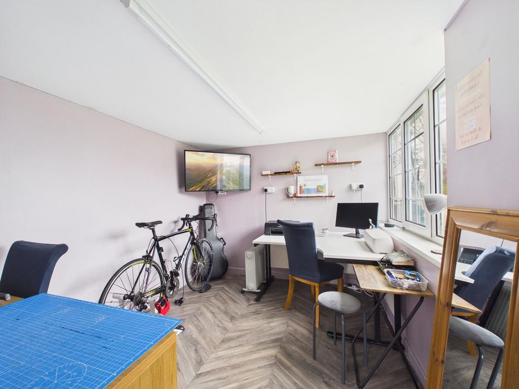 Office/ gym