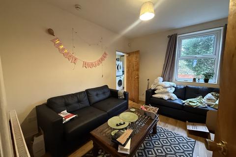 Nottingham NG7