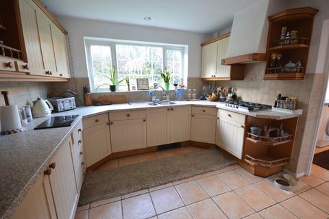 4 bedroom detached house for sale, Coniston Drive, Farnham, Surrey, GU9