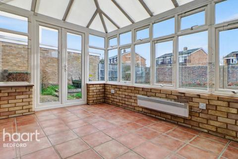 undefined, Restormel Close, Bedford