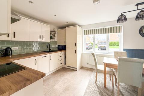 4 bedroom end of terrace house for sale, Kensington Way,  Polegate, BN26
